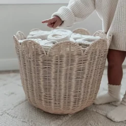 Olli Ella Bloemenmand Rotan